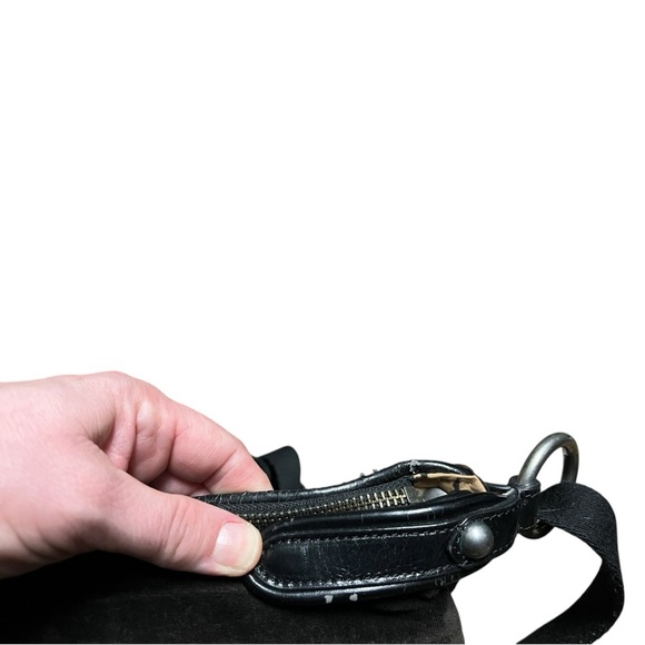 Vintage Juicy Couture Y2K  black velvet Juicy chain detail crossbody rare - Picture 10 of 16